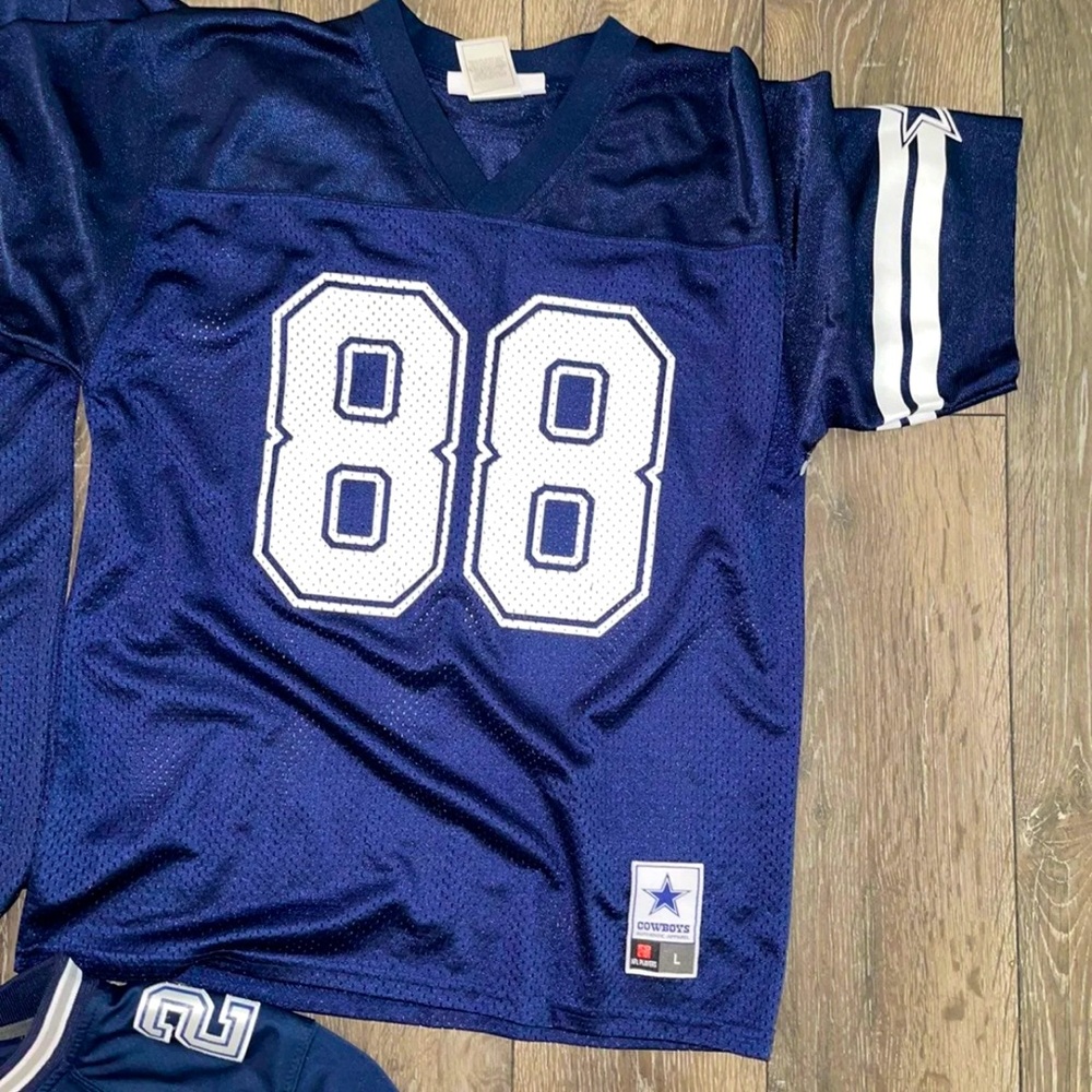 2 Youth Dallas Cowboys Jerseys size large